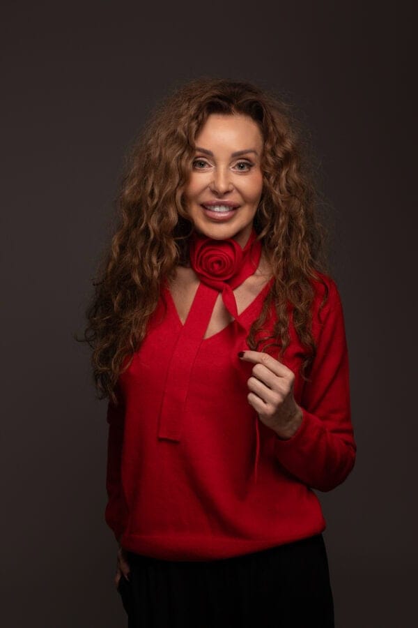 Sweter z różą ROSALIA