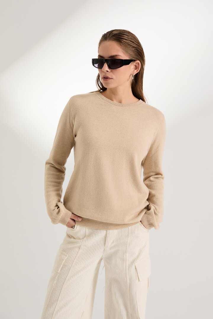 Ecru sweter z jedwabiem SILK SOFT